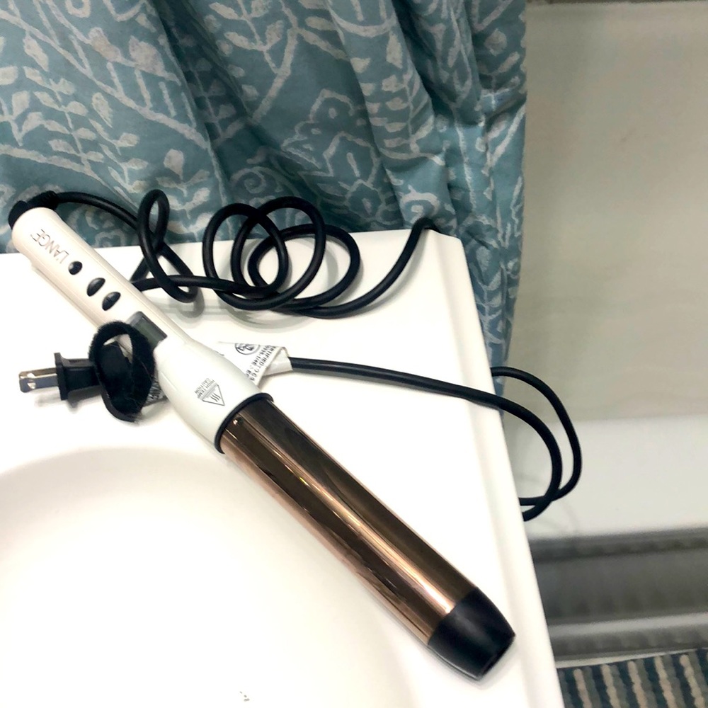 Lange curling wand 1 1/2 inches diameter